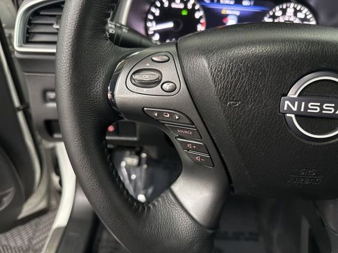 Used 2024 Nissan Murano SV w/ SV Midnight Edition Package image 15