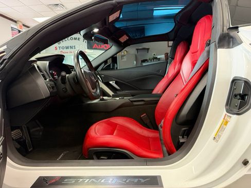 Used 2016 Chevrolet Corvette Stingray Coupe RWD image 39