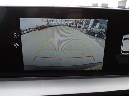 Used 2023 Kia Telluride S image 29