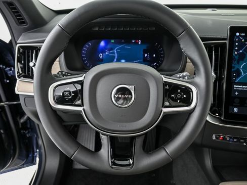 Used 2026 Volvo XC90 B6 Plus w/ Protection Package Premier image 10