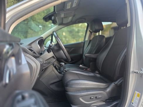 Used 2019 Buick Encore Preferred FWD image 21