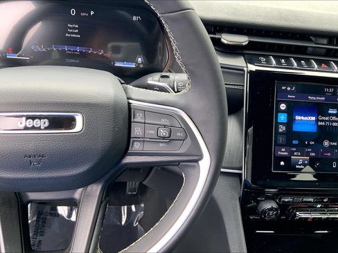 Certified 2024 Jeep Grand Cherokee Laredo X w/ Luxury Tech Group I AWD/4WD image 23