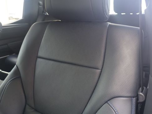 New 2025 Toyota Tundra Platinum AWD/4WD image 23