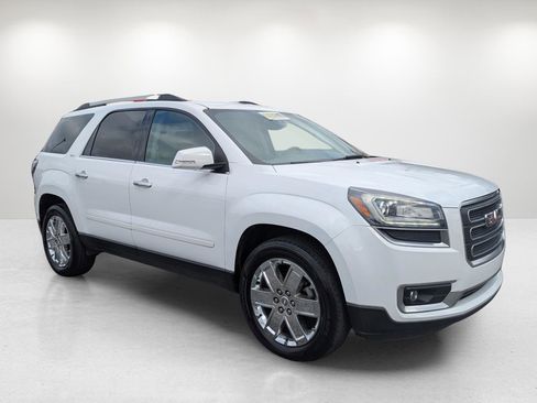 Used 2017 GMC Acadia Limited SLT image 3