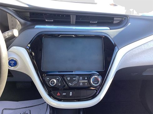 Used 2017 Chevrolet Bolt LT image 16