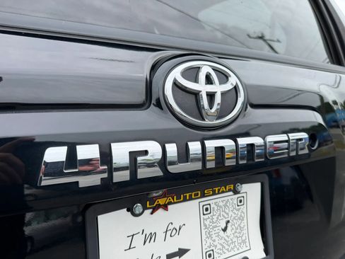 Used 2016 Toyota 4Runner 4WD image 10