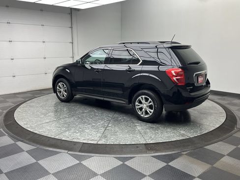 Used 2017 Chevrolet Equinox LT w/ Convenience Package FWD image 2