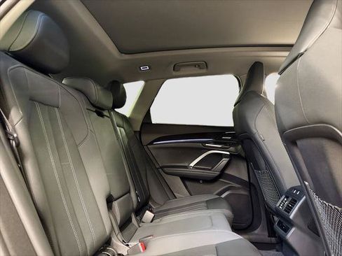 Certified 2025 Audi Q5 Premium w/ Premium Plus AWD/4WD image 16
