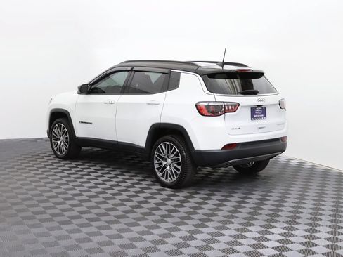 Used 2023 Jeep Compass Limited w/ Elite Group AWD/4WD image 5