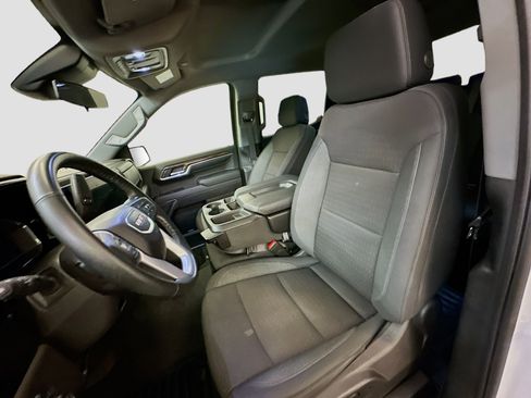 Used 2024 GMC Sierra 1500 Elevation image 13