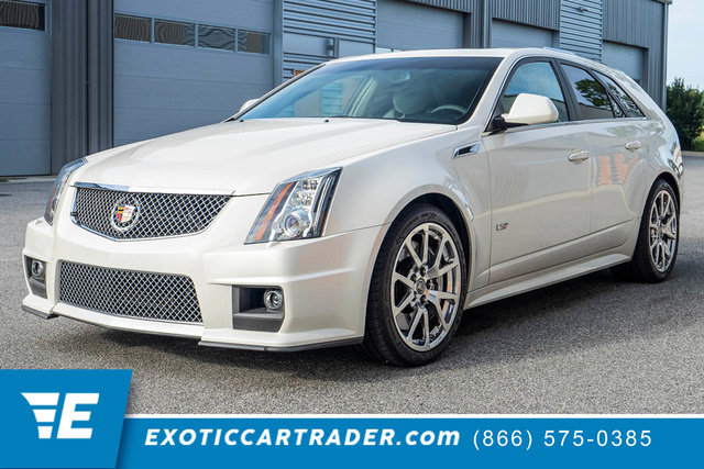 Used 2011 Cadillac CTS V RWD image 1