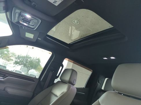 Used 2022 GMC Sierra 1500 SLT AWD/4WD image 26