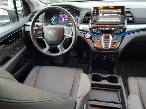 Used 2022 Honda Odyssey Touring image 9