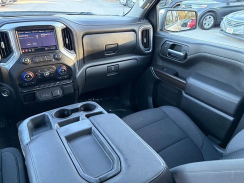 Used 2021 Chevrolet Silverado 1500 LT image 22