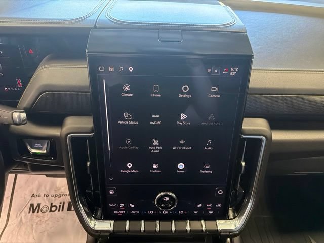 Used 2025 GMC Yukon Elevation AWD/4WD image 24