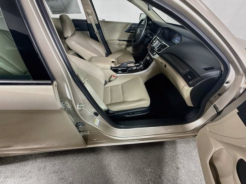 Used 2014 Honda Accord EX-L image 28