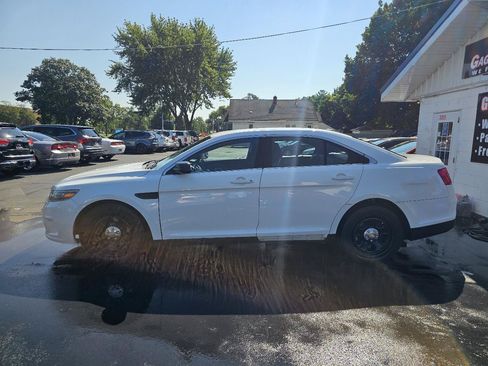 Used 2016 Ford Taurus Police Interceptor AWD image 6