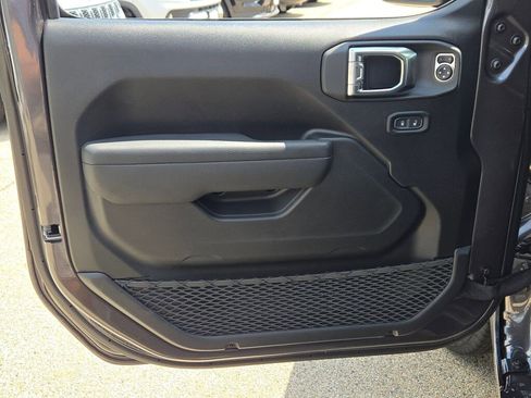 New 2025 Jeep Wrangler Sport S image 22