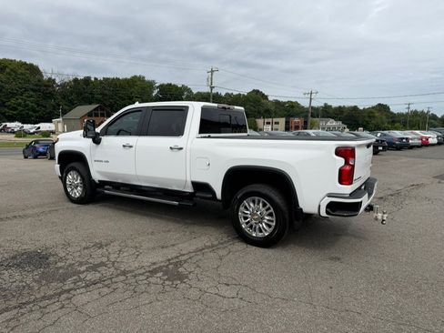 Used 2022 Chevrolet Silverado 2500 High Country AWD/4WD image 4