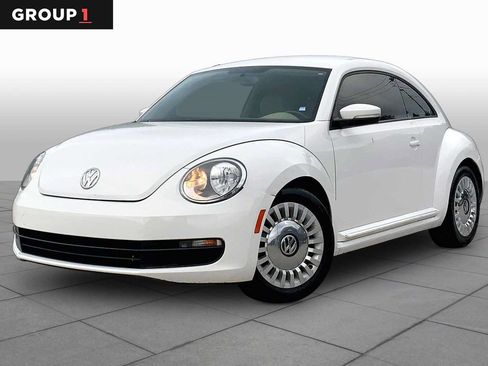 Used 2014 Volkswagen Beetle 2.5 FWD image 1