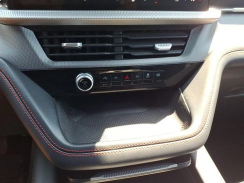Certified 2025 Ford Explorer ST-Line w/ ST-Line Street Pack AWD/4WD image 21