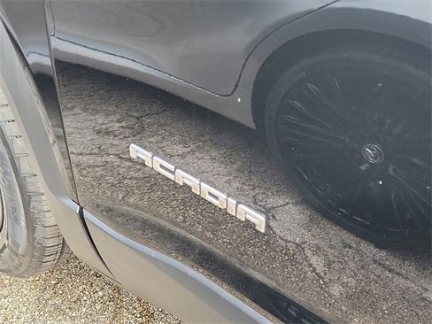 Used 2018 GMC Acadia SLT image 8