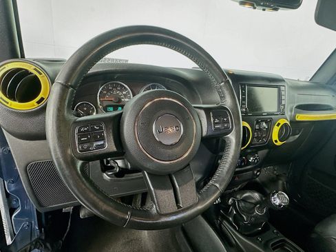 Used 2017 Jeep Wrangler Unlimited Sport w/ Quick Order Package 23S AWD/4WD image 10