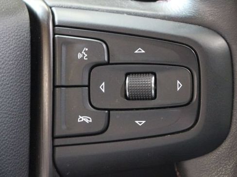 Used 2025 GMC Sierra 2500 AT4X AWD/4WD image 16