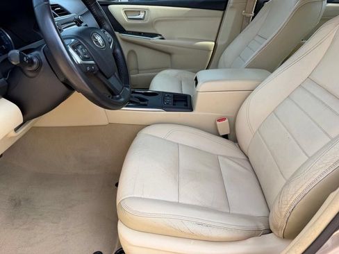 Used 2016 Toyota Camry XLE FWD image 10