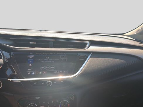 Used 2023 Buick Encore GX Select AWD/4WD image 12