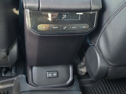 New 2026 Toyota Highlander XSE image 22