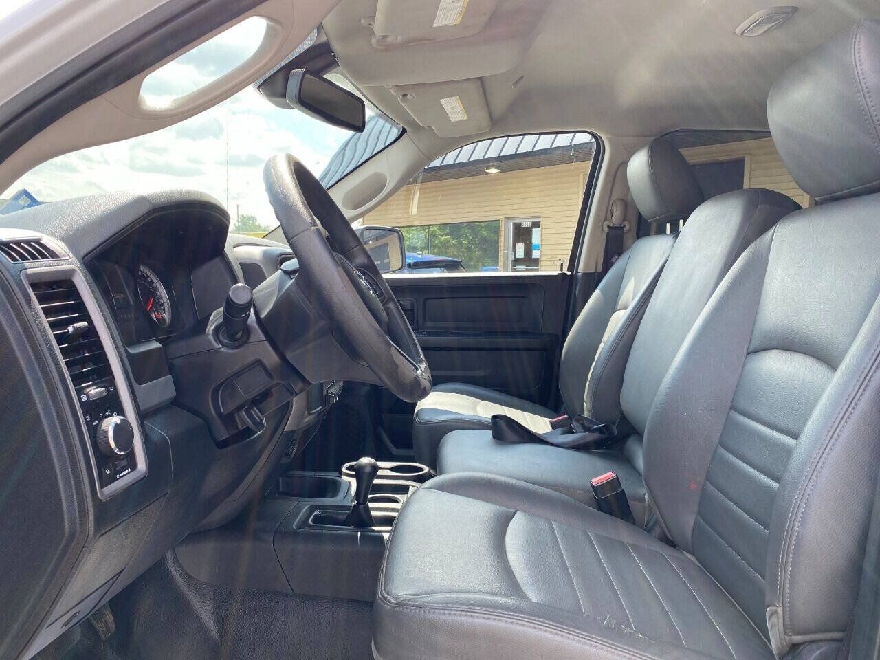 Used 2018 RAM 2500 Tradesman AWD/4WD image 9