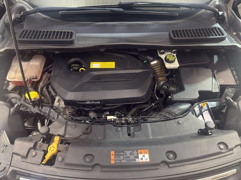Used 2015 Ford Escape SE AWD/4WD image 31