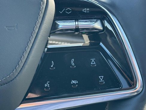 Used 2025 Cadillac Escalade V image 26