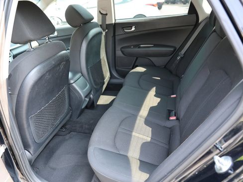 Used 2020 Kia Optima LX FWD image 18