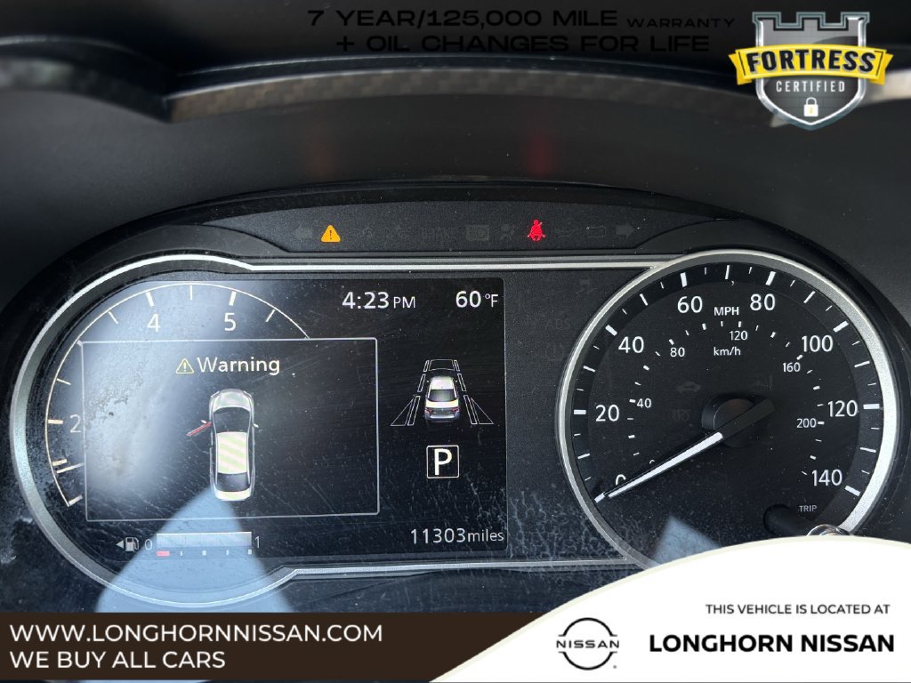 Used 2025 Nissan Versa SR w/ Trunk Package FWD image 13