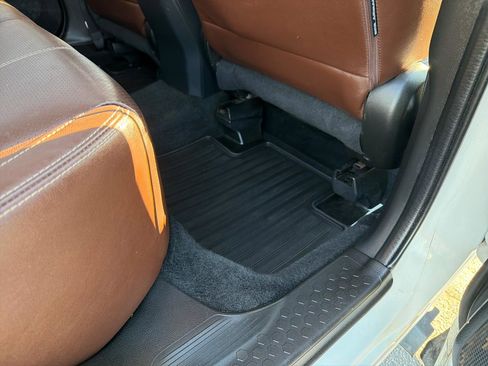 Used 2017 Subaru Forester 2.0XT Touring image 19