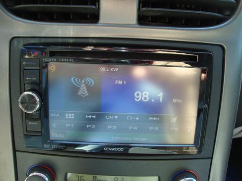 Used 2006 Chevrolet Corvette Coupe w/ Preferred Equipment Group image 8