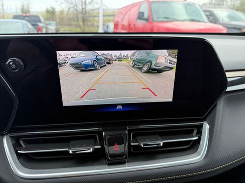 Used 2024 Chevrolet TrailBlazer ACTIV w/ Convenience Package image 12