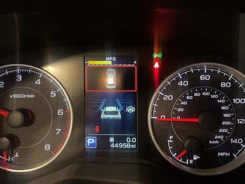 Used 2022 Subaru Ascent Premium w/ Convenience Package image 13