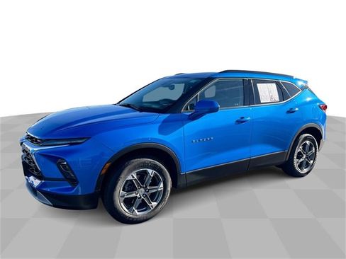 Certified 2024 Chevrolet Blazer LT w/ Convenience Package image 1