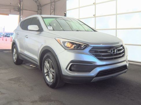 Used 2018 Hyundai Santa Fe Sport image 3