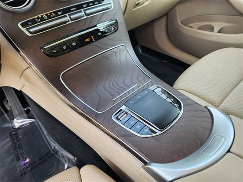 Certified 2021 Mercedes-Benz GLC 300 4MATIC image 27