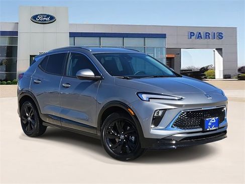 Used 2025 Buick Encore GX Sport Touring image 1