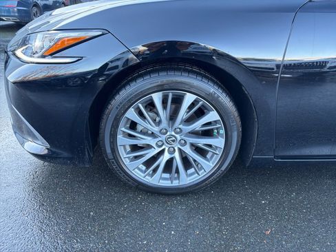 Used 2021 Lexus ES 250 w/ Premium Package image 31