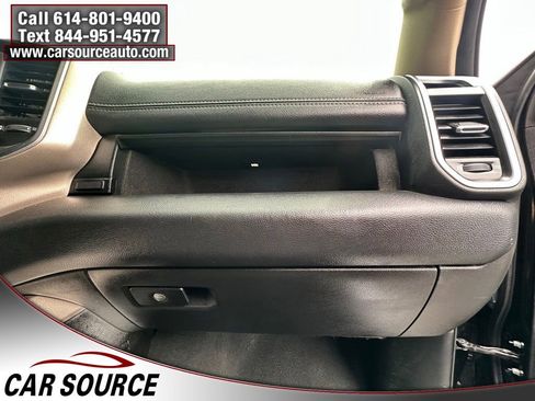 Used 2019 RAM 1500 Laramie AWD/4WD image 34
