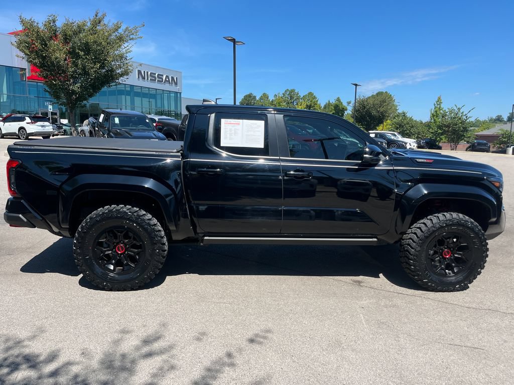 Used 2024 Toyota Tacoma TRD Pro AWD/4WD image 9