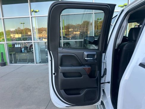 Used 2018 GMC Sierra 1500 SLT w/ SLT Premium Package image 22