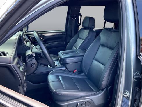 Used 2023 Chevrolet Tahoe RST w/ Luxury Package AWD/4WD image 24