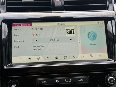 Used 2019 Land Rover Discovery HSE Luxury image 26